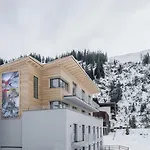 Mondschein Hotel