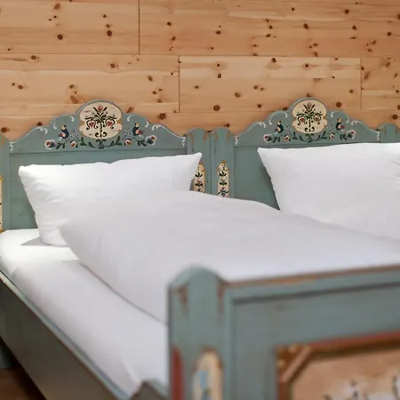 호텔 Mondschein 4*