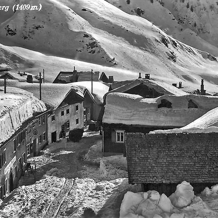 Mondschein Stuben am Arlberg