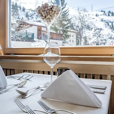 Hotel Mondschein 4*