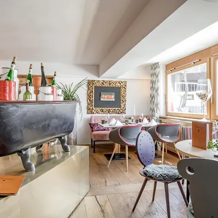 Mondschein Hotel