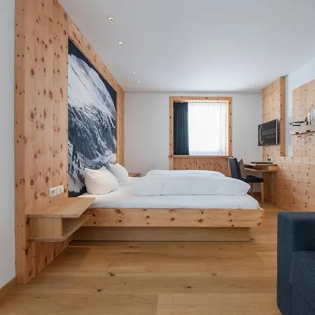 Hotel Mondschein Stuben am Arlberg