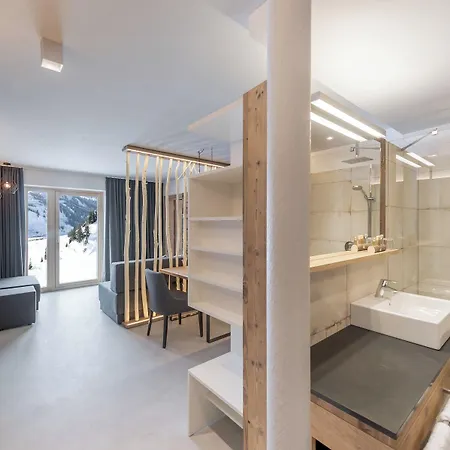 호텔 Mondschein 4*